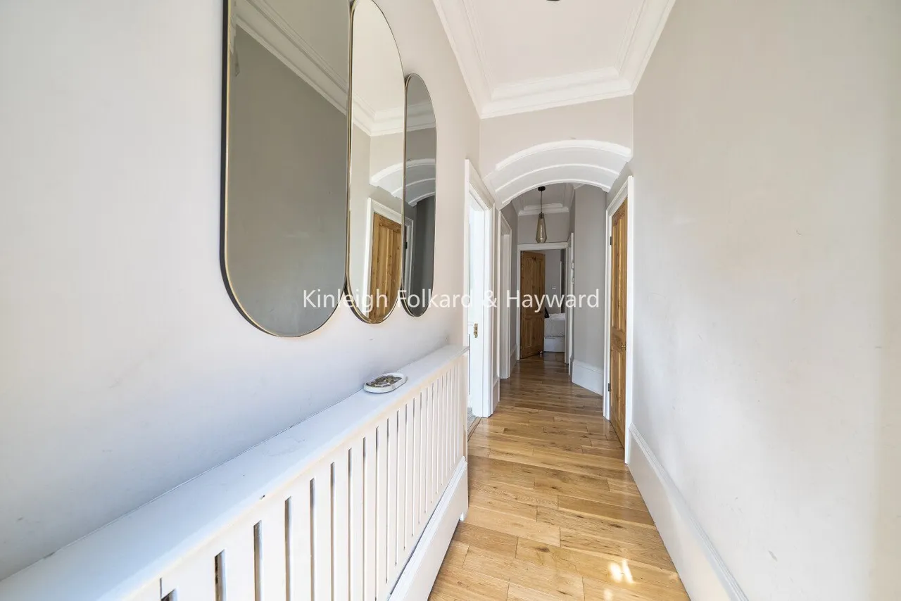 Avondale Avenue, North Finchley, N12, photo 16