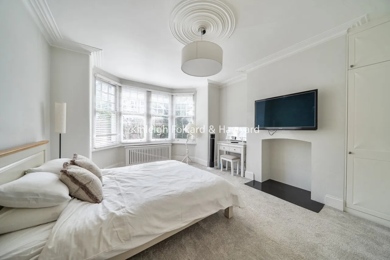 Avondale Avenue, North Finchley, N12, photo 4