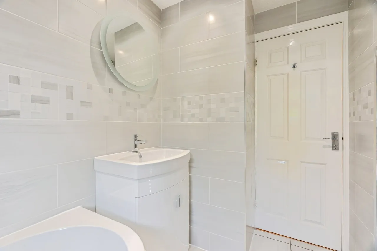 Stainton Drive, Burnley, BB12, photo 14
