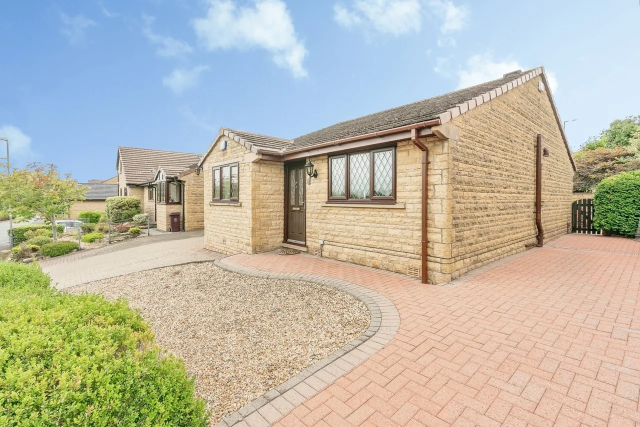Stainton Drive, Burnley, BB12, photo 25
