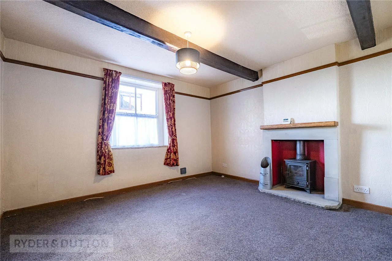 Birkby Lodge Road, Huddersfield, HD2, photo 3