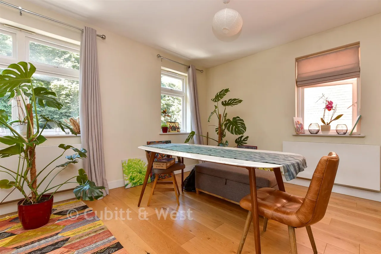 Bell Street, Reigate, RH2, photo 4