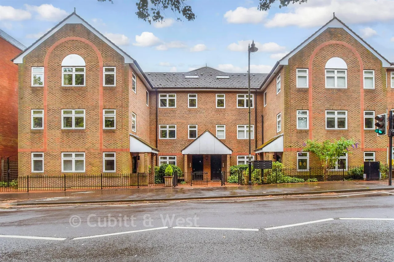 Bell Street, Reigate, RH2, photo 6