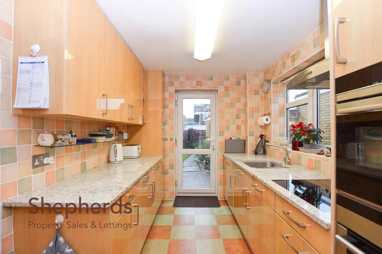 Perrysfield Road, Cheshunt, EN8, photo 5