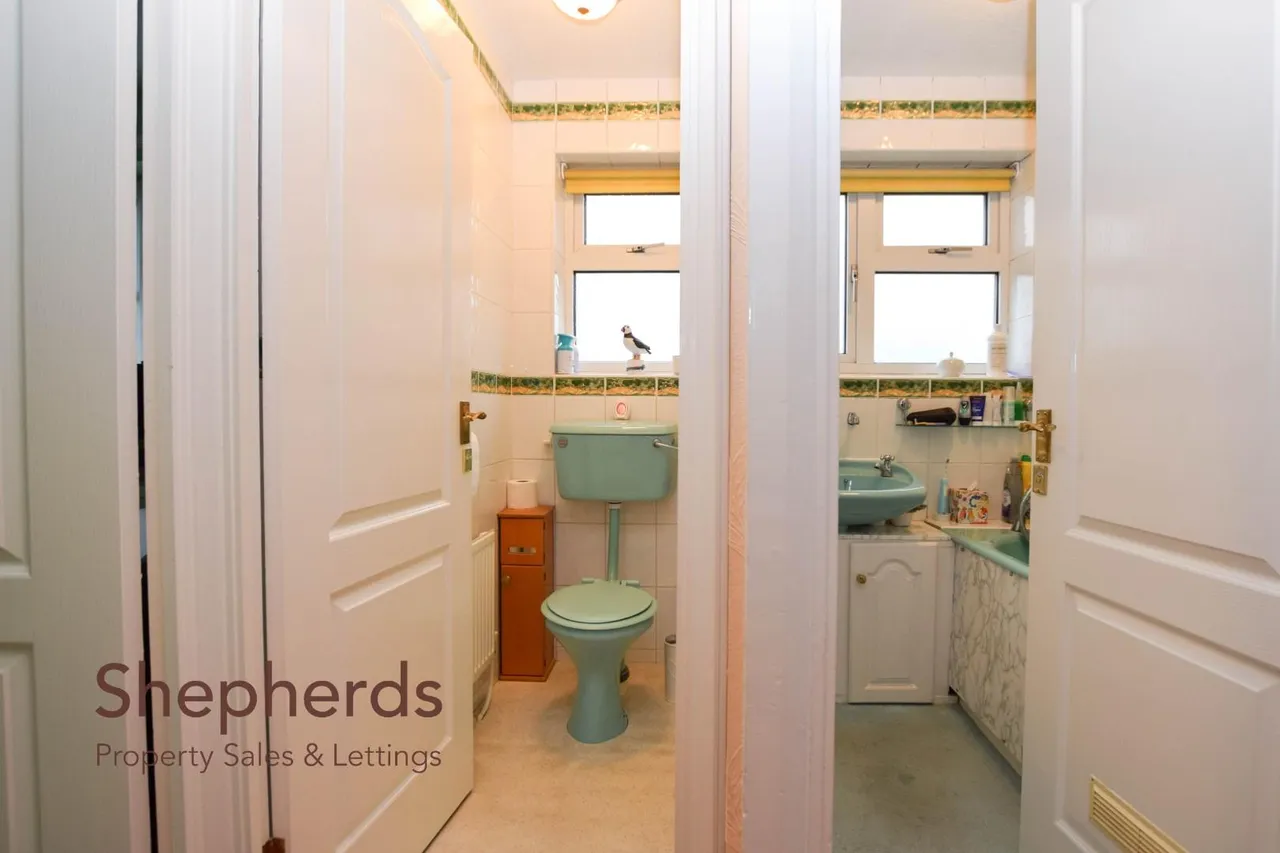 Perrysfield Road, Cheshunt, EN8, photo 13