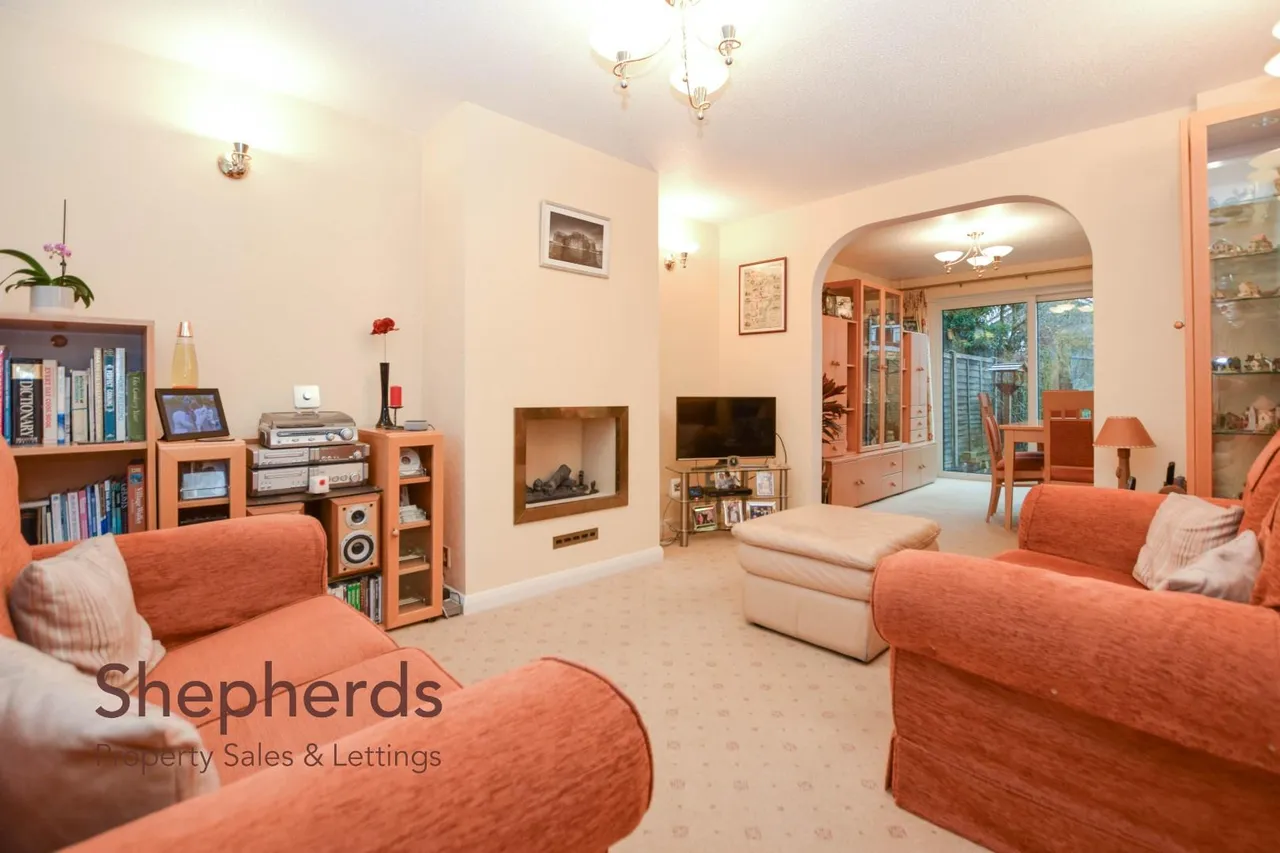 Perrysfield Road, Cheshunt, EN8, photo 2
