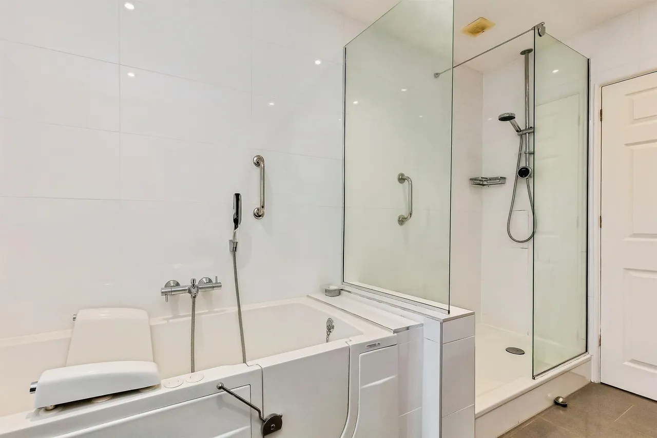 Windermere Way, Peterborough, PE4, photo 25