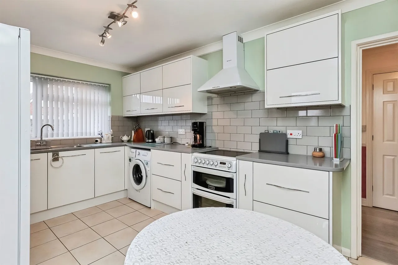 Windermere Way, Peterborough, PE4, photo 20