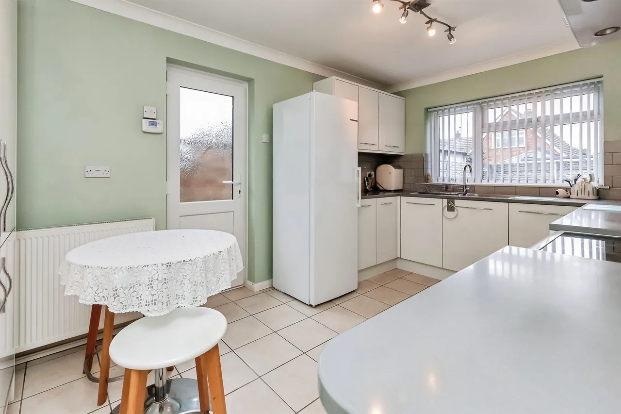Windermere Way, Peterborough, PE4, photo 2