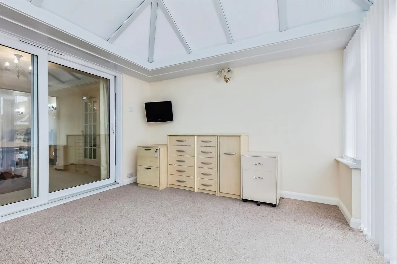 Windermere Way, Peterborough, PE4, photo 29