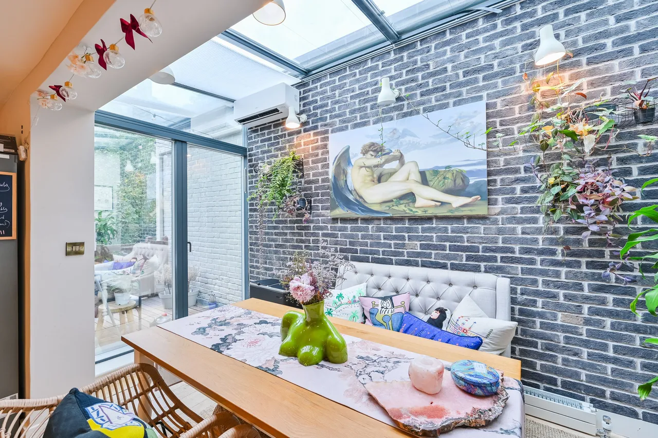 2 Modbury Gardens, London, photo 6