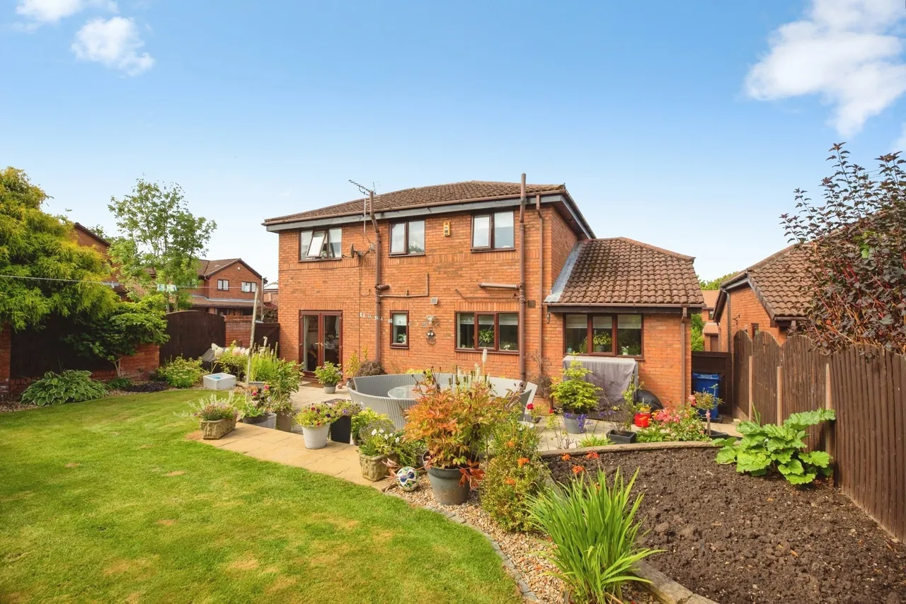 Dale View, Chorley, Lancashire, PR7, photo 9