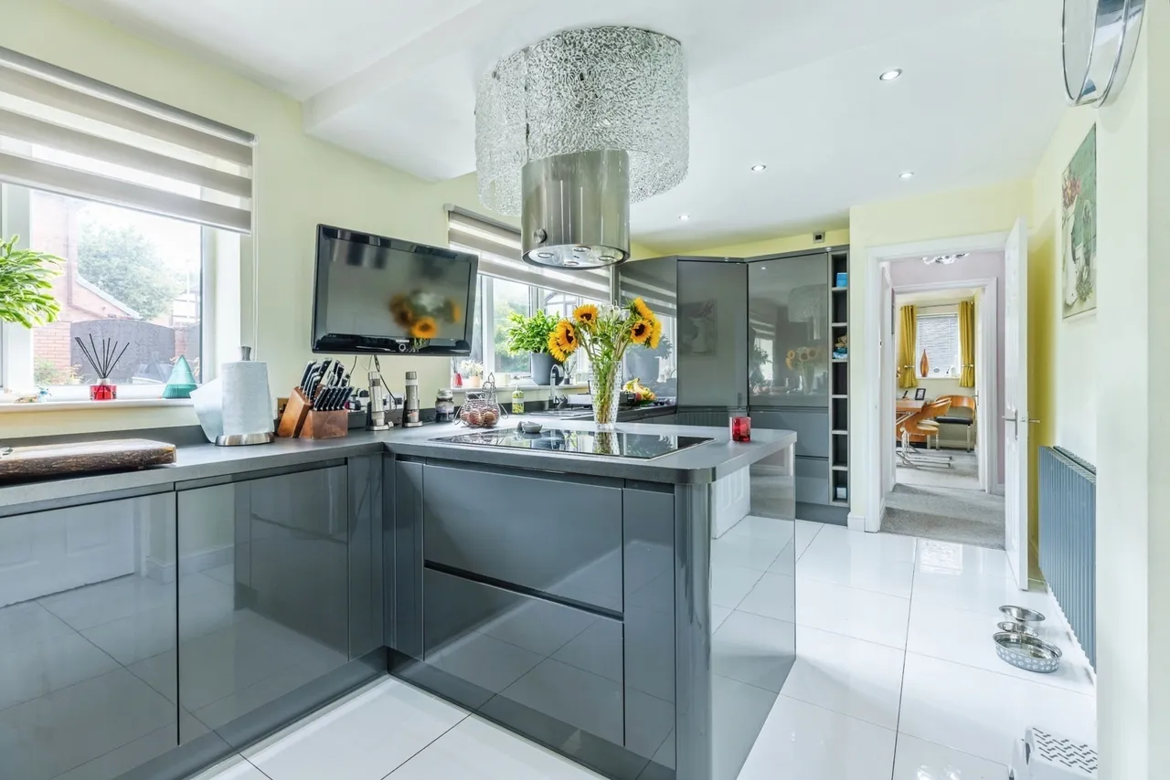 Dale View, Chorley, Lancashire, PR7, photo 5