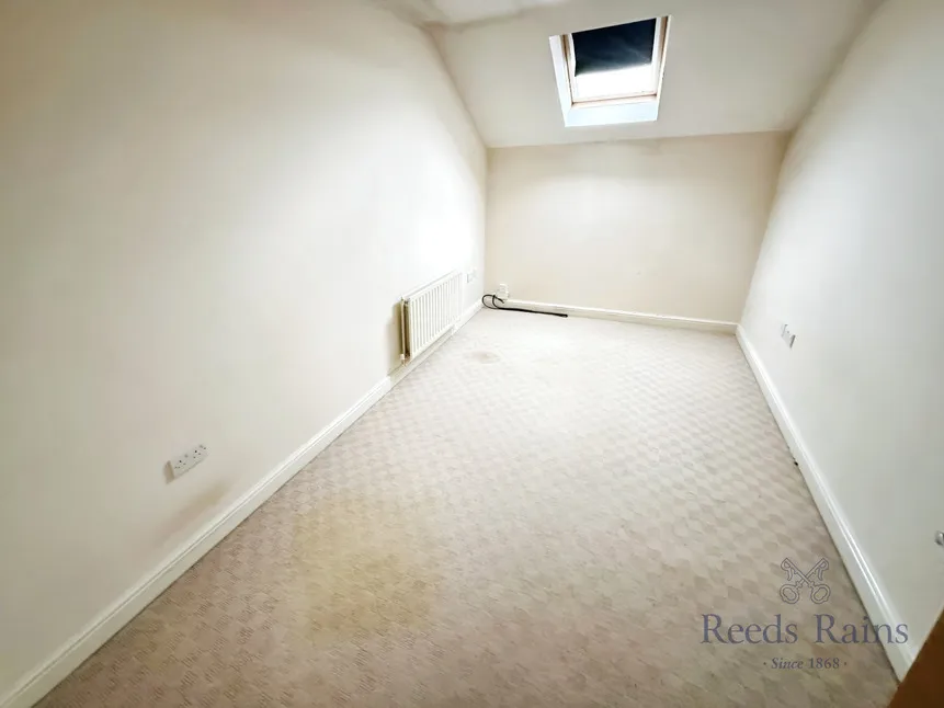 St. Andrews Square, Stoke-on-Trent, Staffordshire, ST4, photo 6