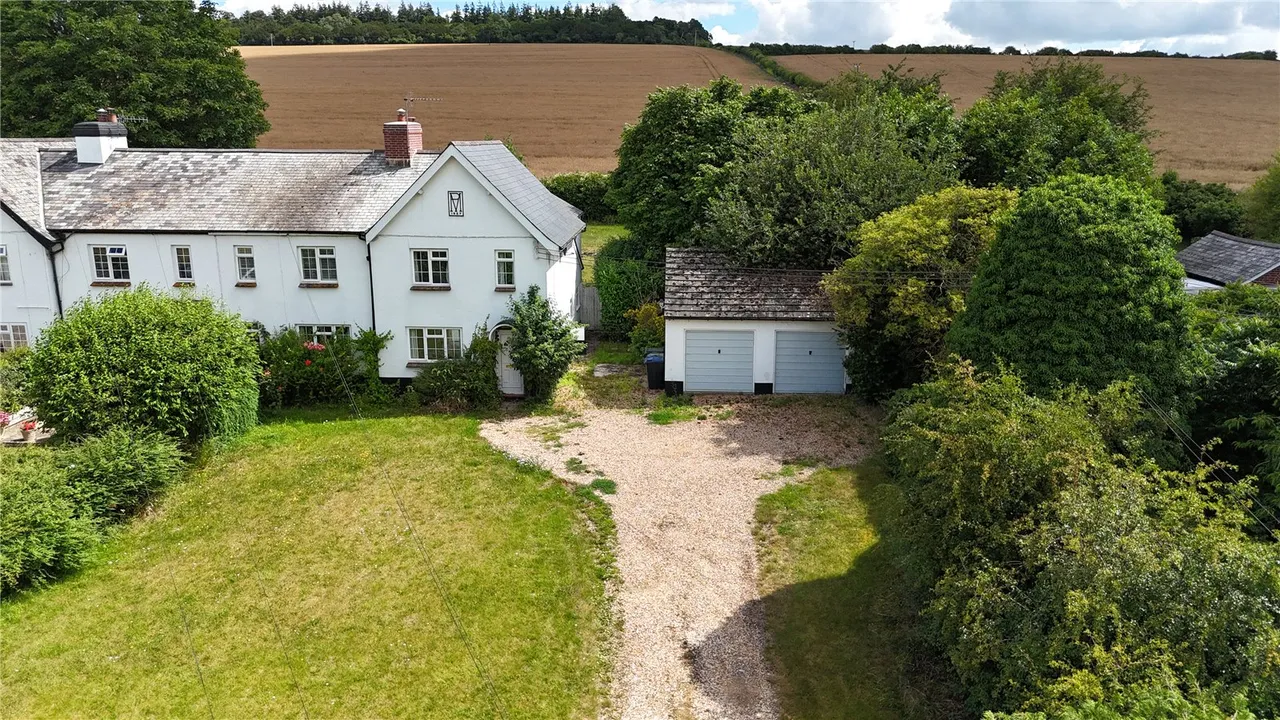 4 bed house for sale — Chilhampton, Wilton, Salisbury, Wiltshire, SP2 0AE