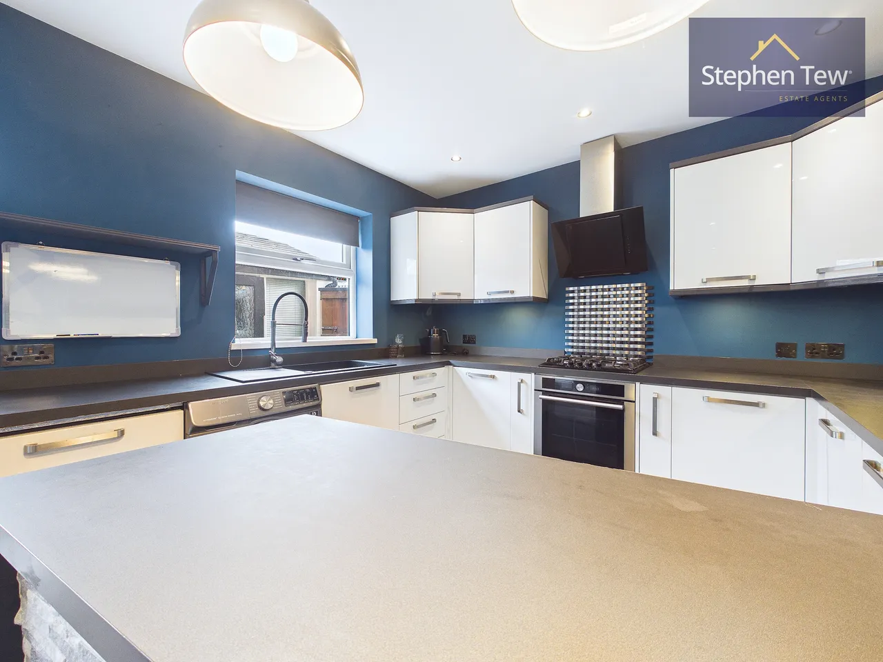 Leeds Road, Blackpool, FY1, photo 9