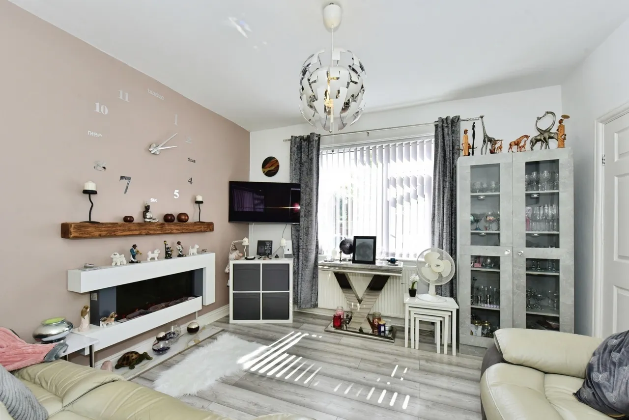 Retford Road, Sheffield, South Yorkshire, S13, photo 2