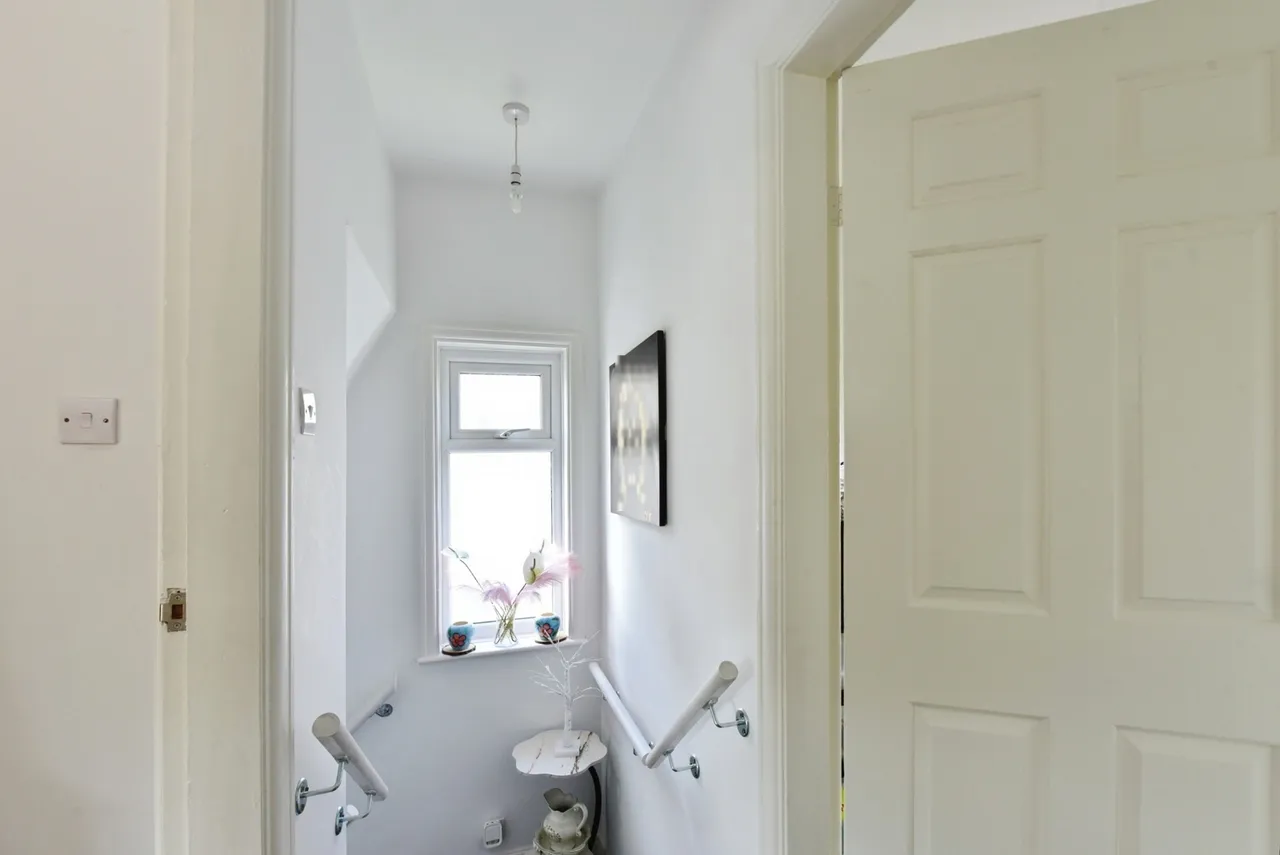 Retford Road, Sheffield, South Yorkshire, S13, photo 10
