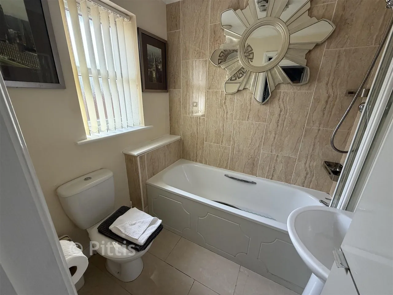 Summerhill Close, Sandown, PO36, photo 9