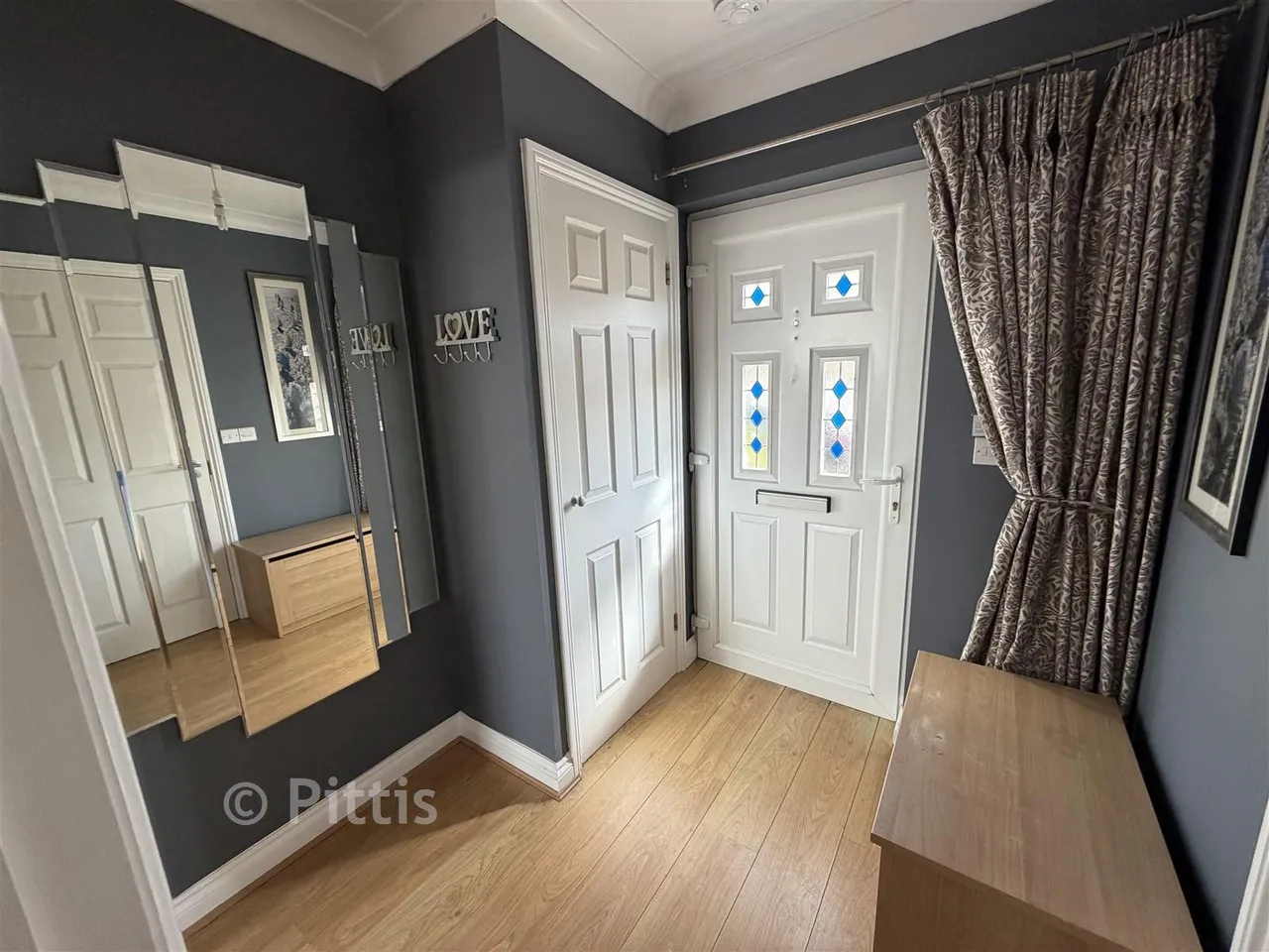 Summerhill Close, Sandown, PO36, photo 6