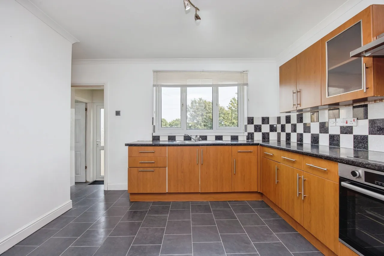 Efford Lane, Plymouth, PL3, photo 9