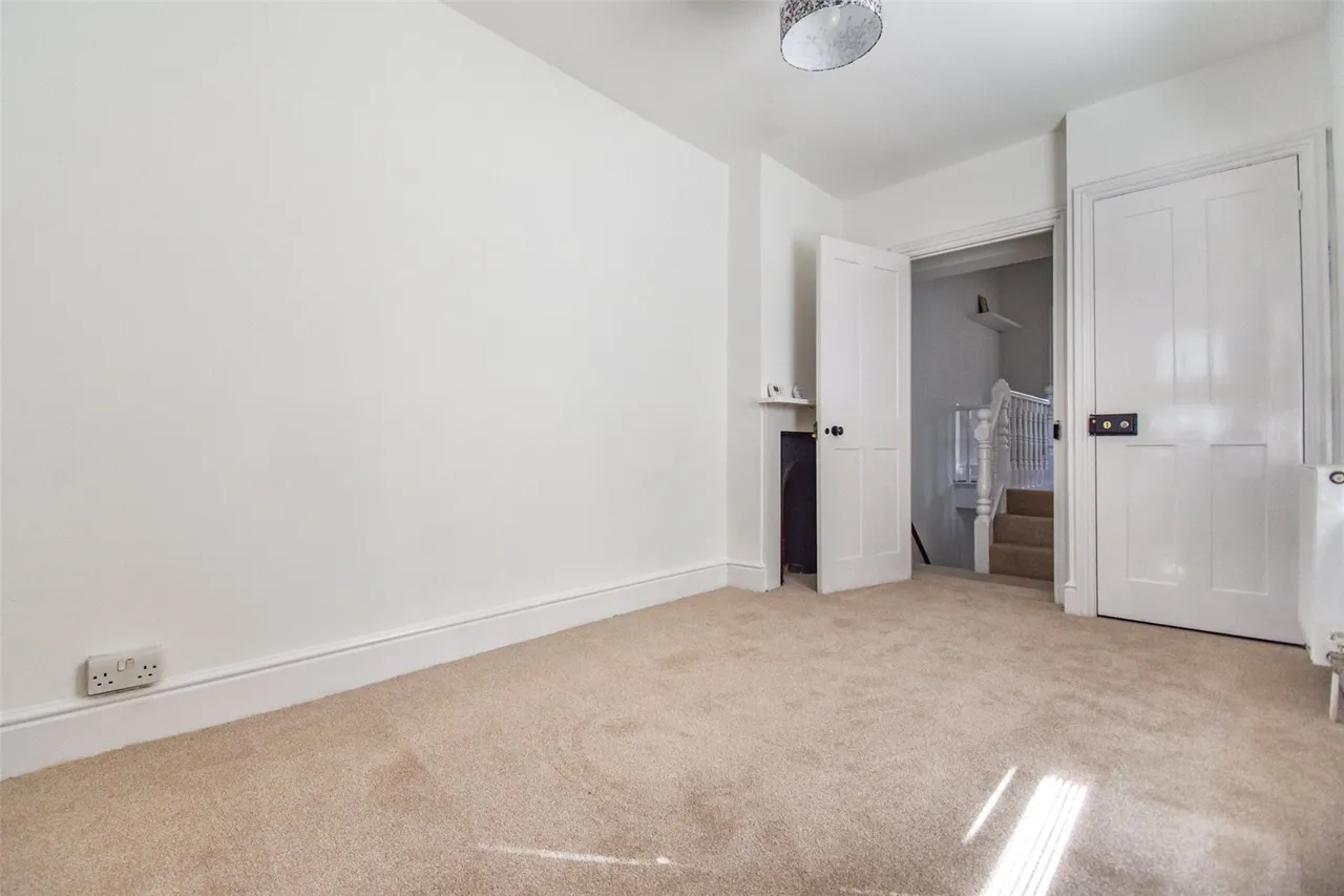 Perowne Street, Aldershot, Hampshire, GU11 3JS, photo 12