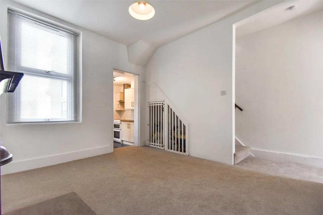 Perowne Street, Aldershot, Hampshire, GU11 3JS, photo 11