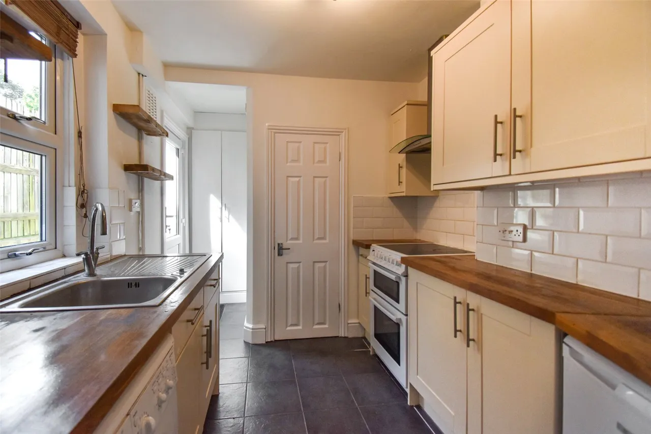 Perowne Street, Aldershot, Hampshire, GU11 3JS, photo 9