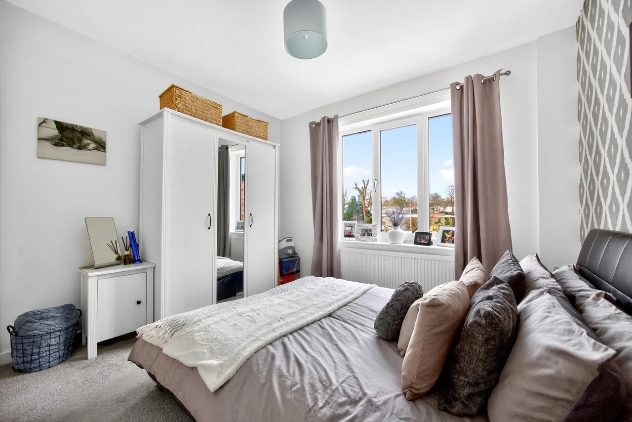 Greenhills Road, Nottingham, NG16, photo 13