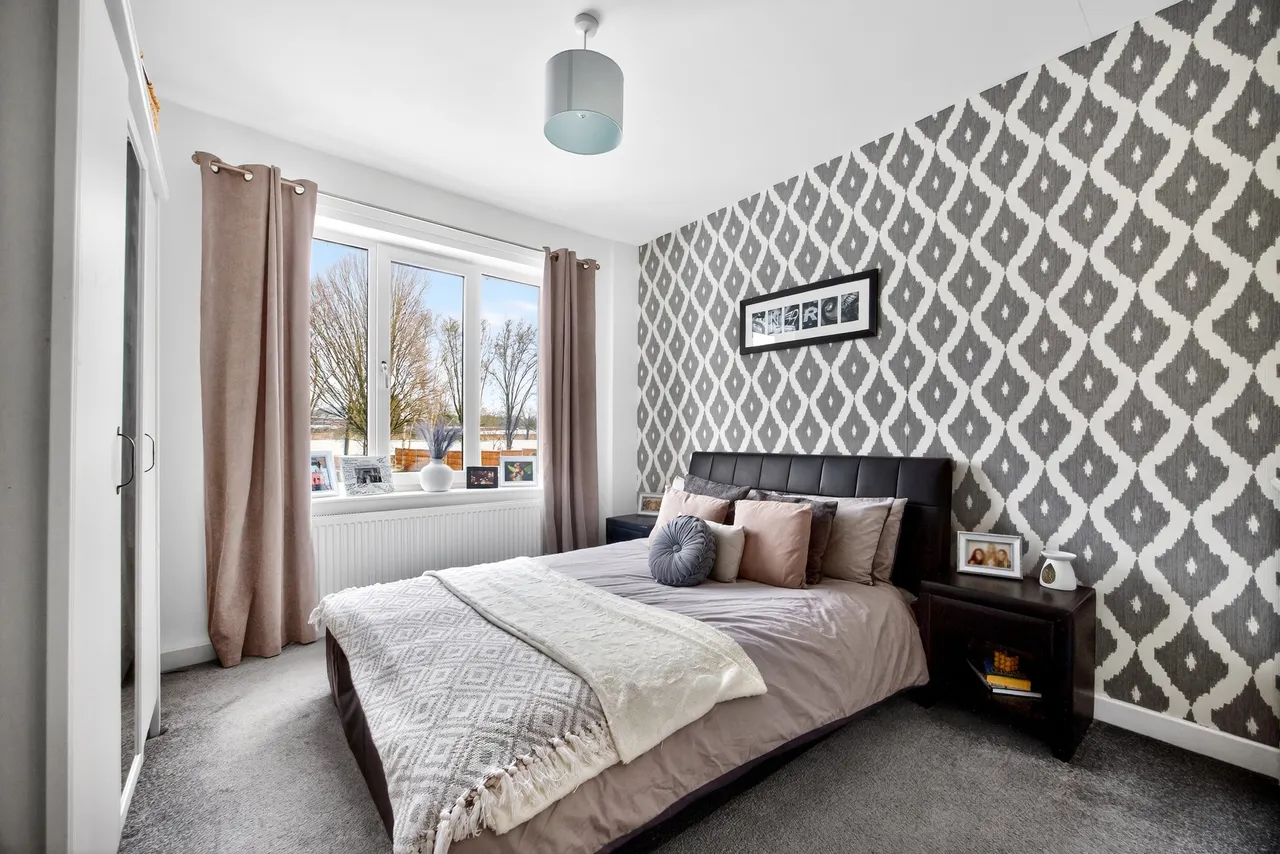 Greenhills Road, Nottingham, NG16, photo 12