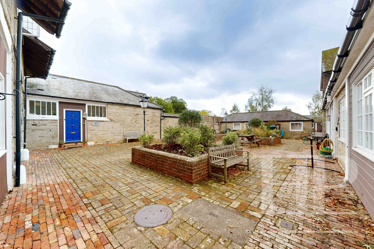 Hamilton Mews, Balcombe, RH17, photo 4