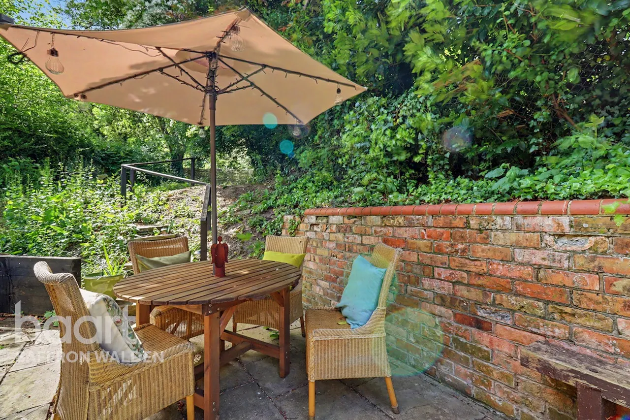 School Lane, Royston, SG8, photo 15