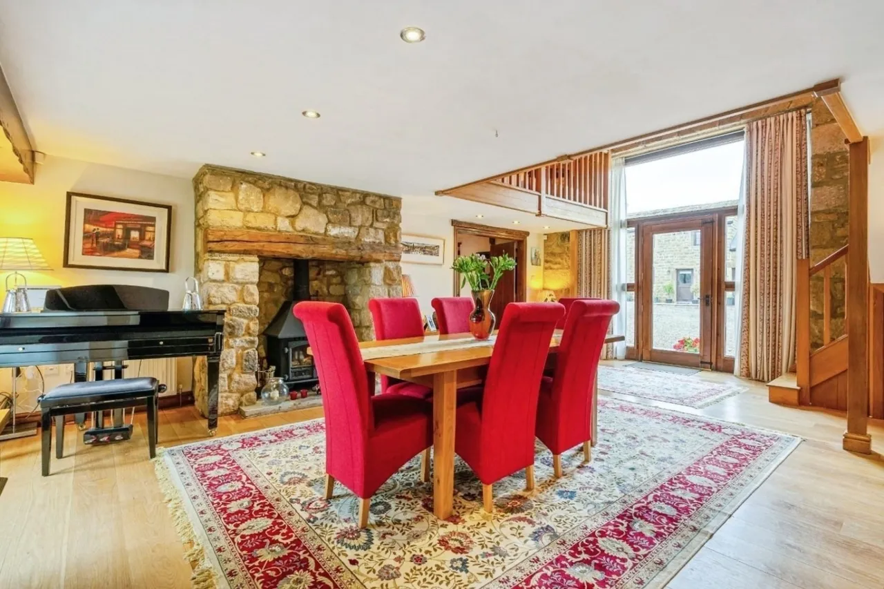 East Busk Lane, Otley, LS21, photo 26