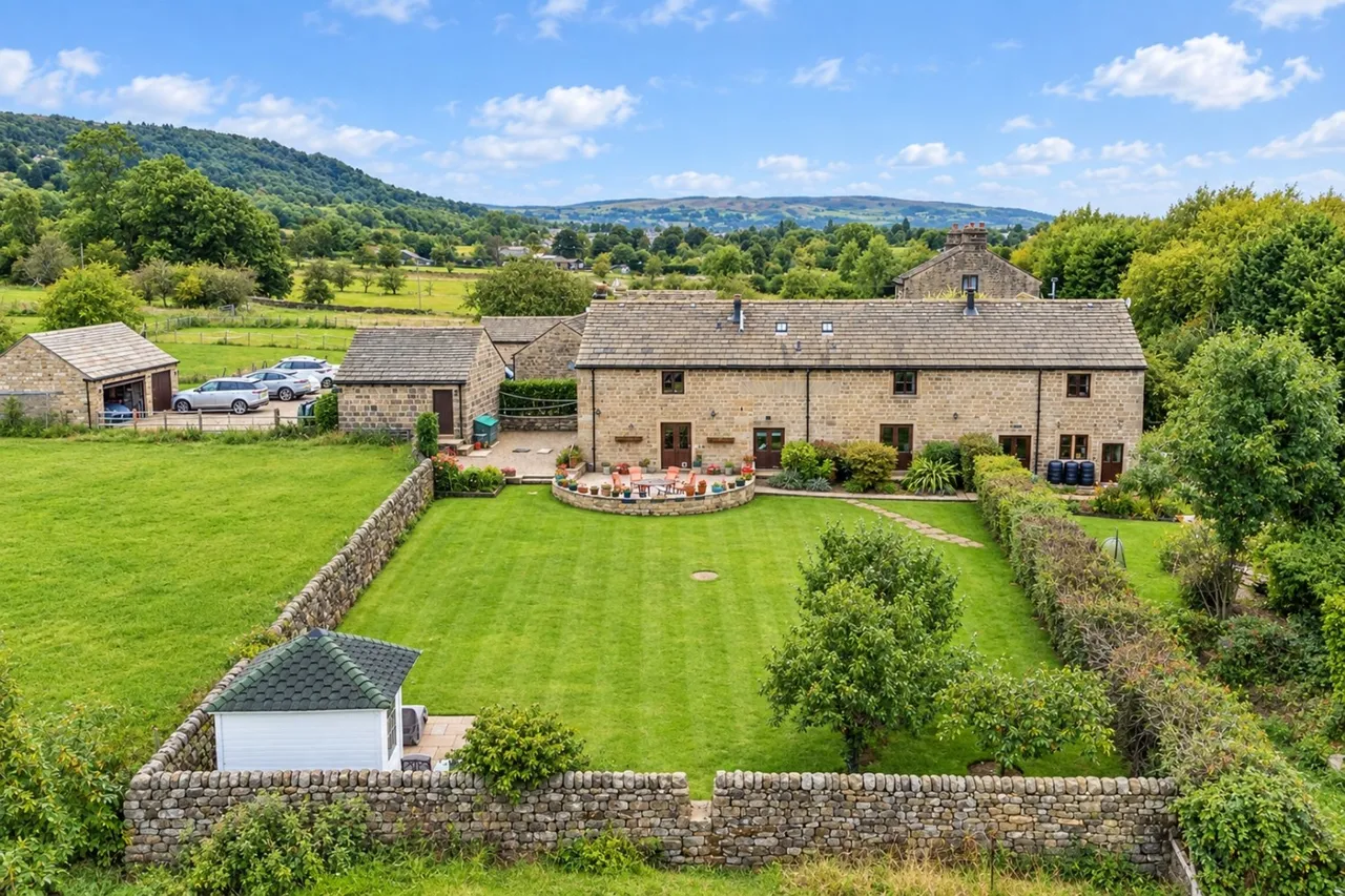 4 bed house for sale, East Busk Lane, Otley, LS21