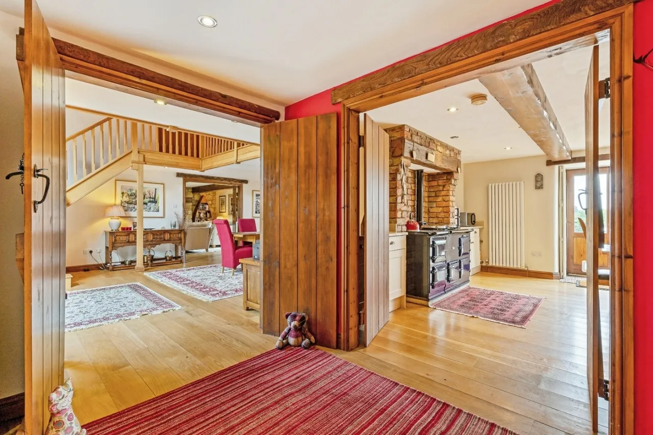 East Busk Lane, Otley, LS21, photo 29