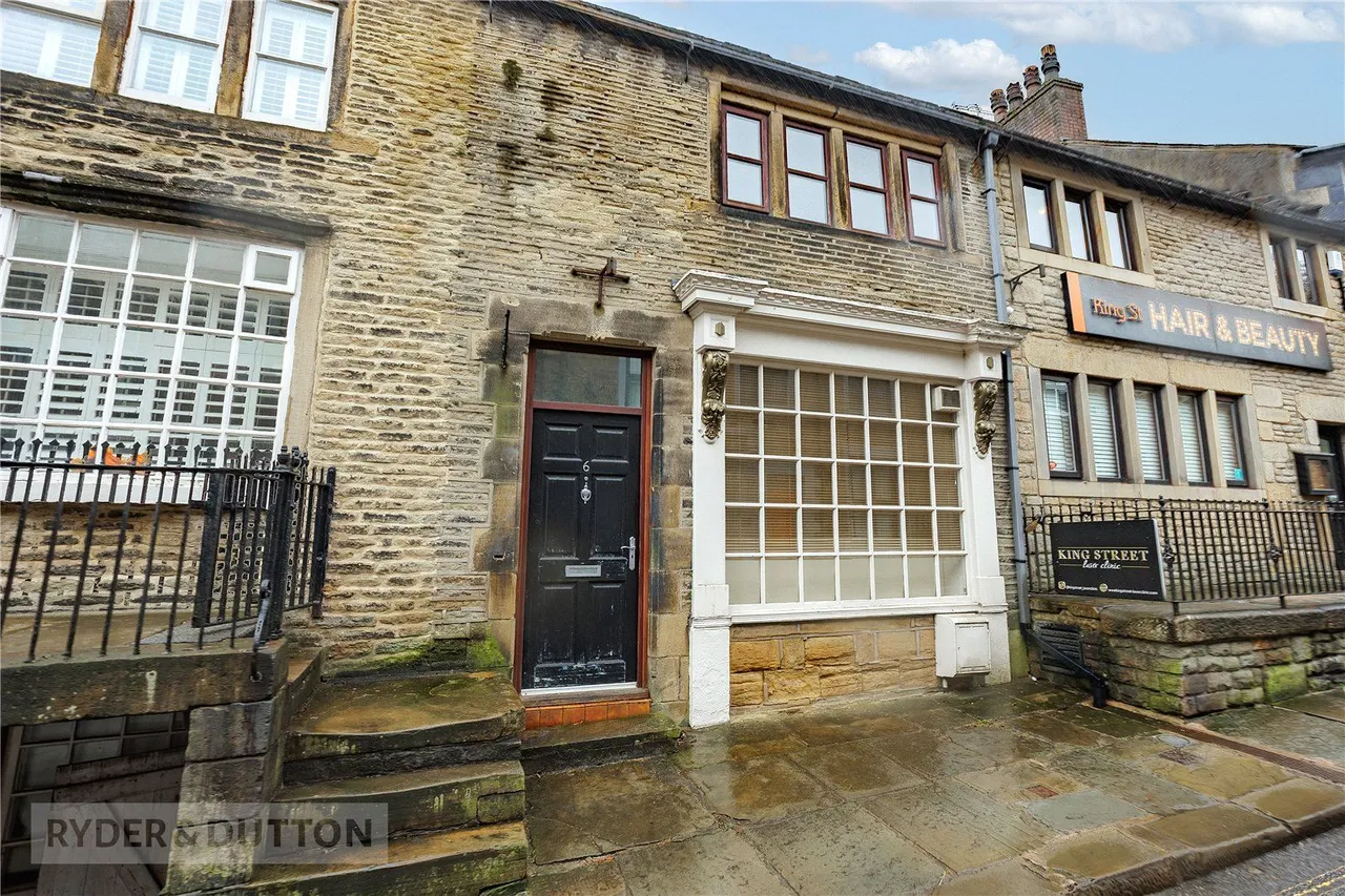 King Street, Delph, OL3, photo 18