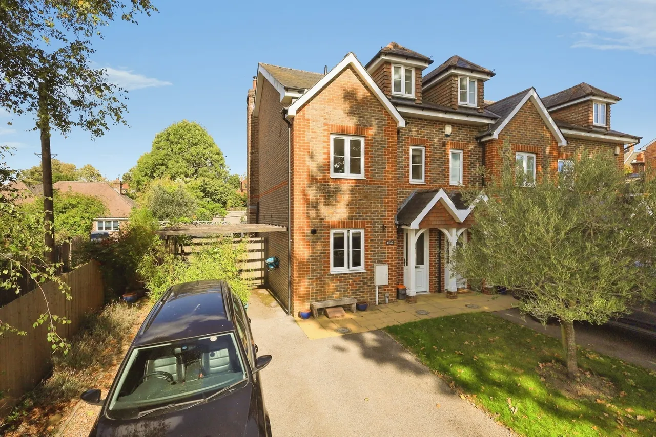 3 bed house for sale, Harley Lane, Heathfield, TN21