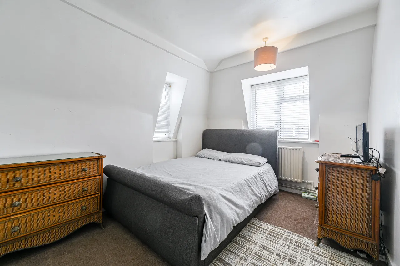 London, SE6, photo 8