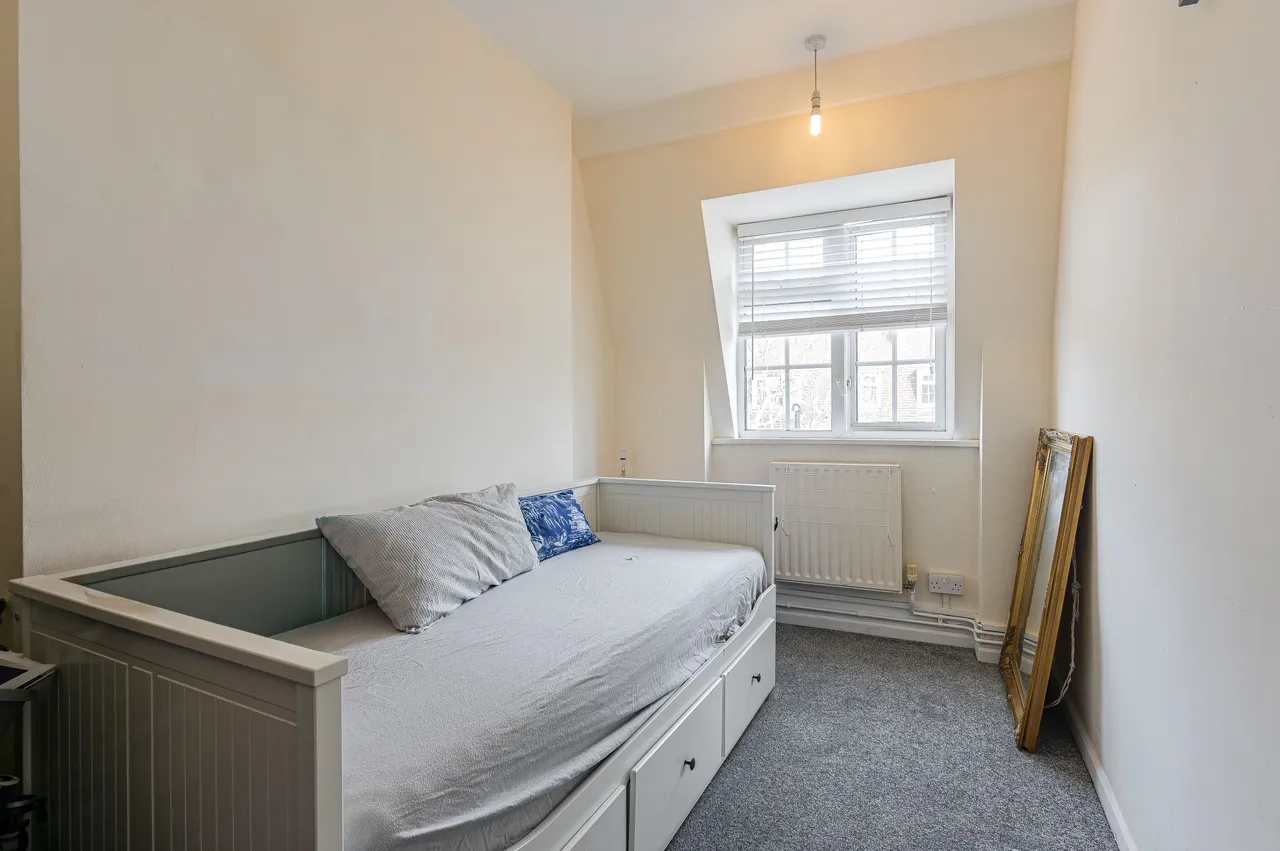 London, SE6, photo 12