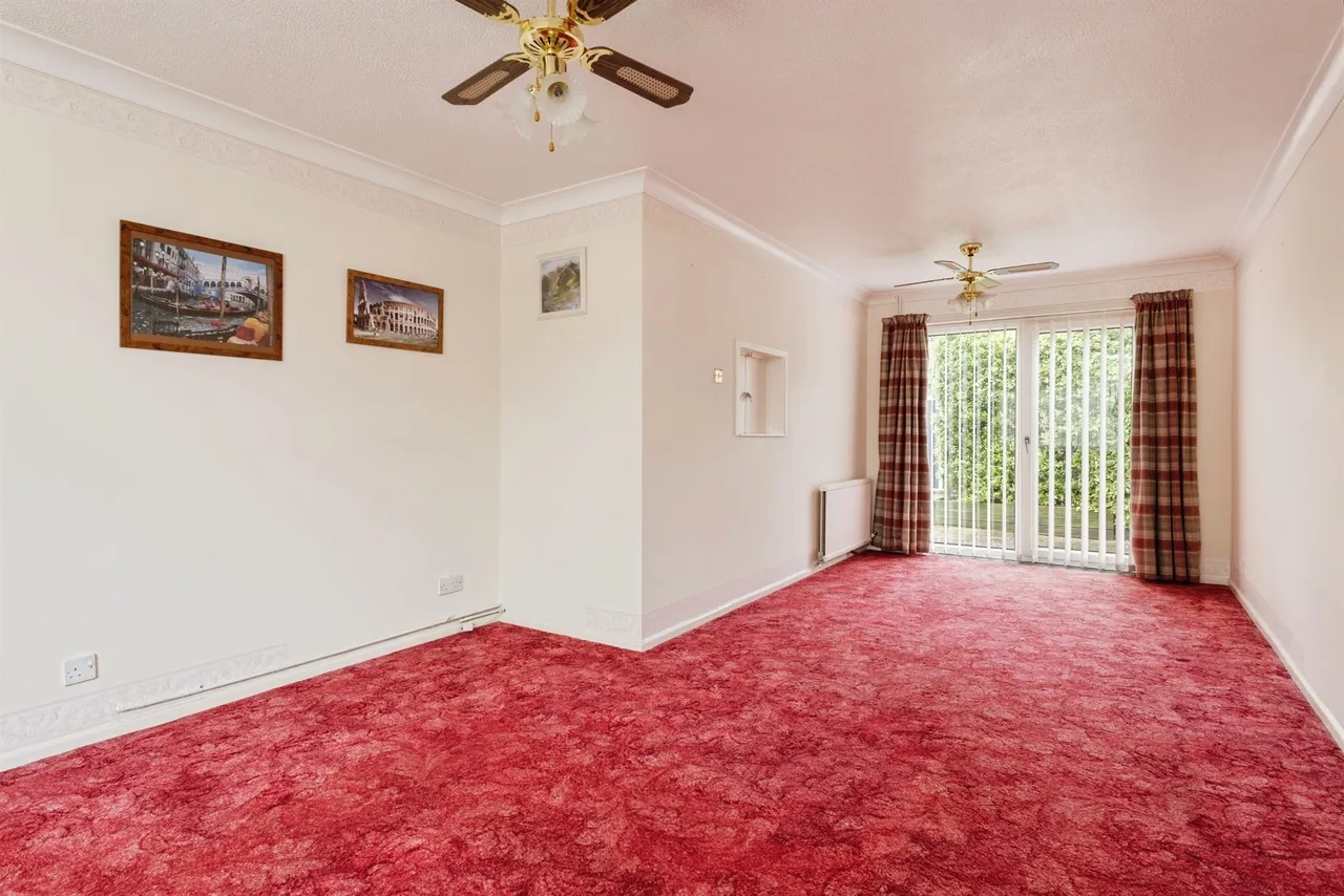 Loxwood, Norwich, photo 6