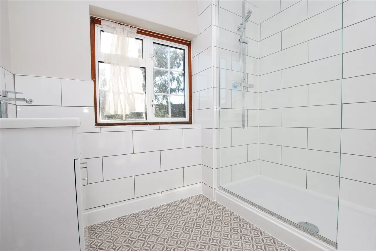 Beckingham Road, Guildford, GU2, photo 8
