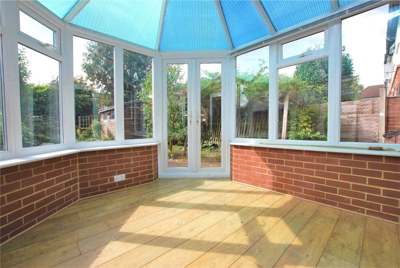 Beckingham Road, Guildford, GU2, photo 9