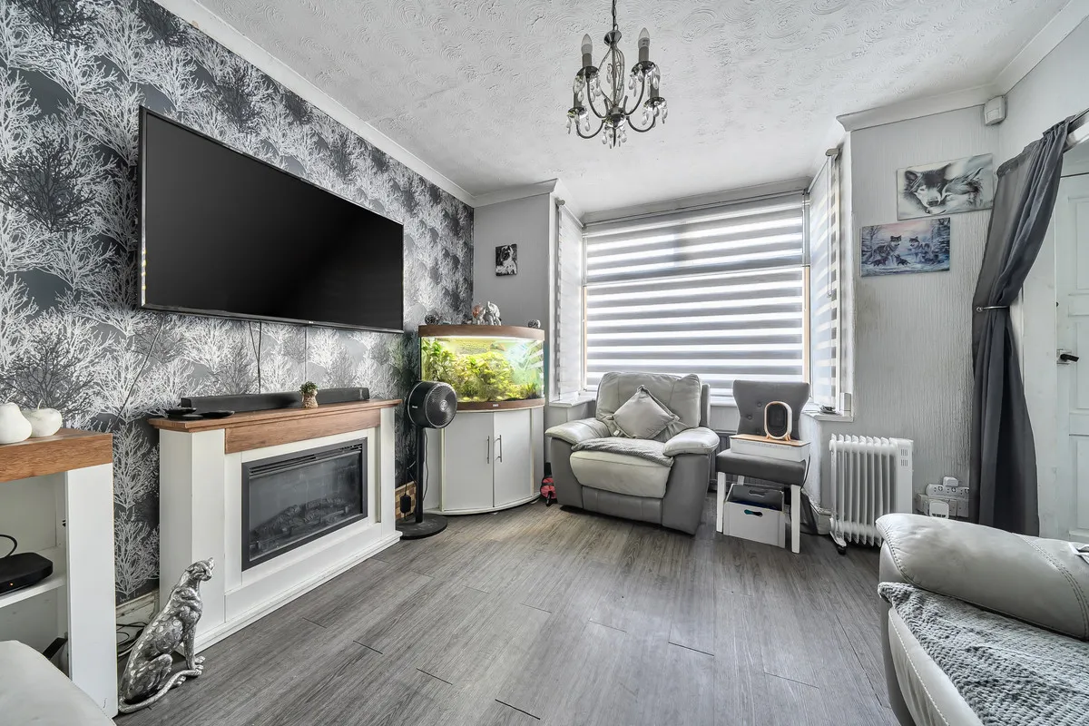 Erith, DA8 2DU, photo 4