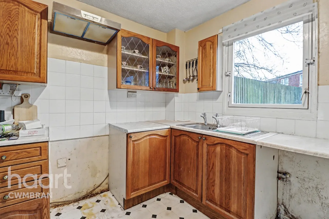 Snowdon Court, Cwmbran, NP44, photo 7