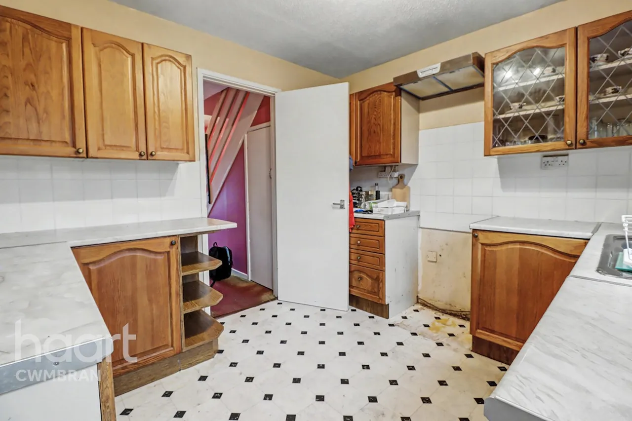 Snowdon Court, Cwmbran, NP44, photo 6