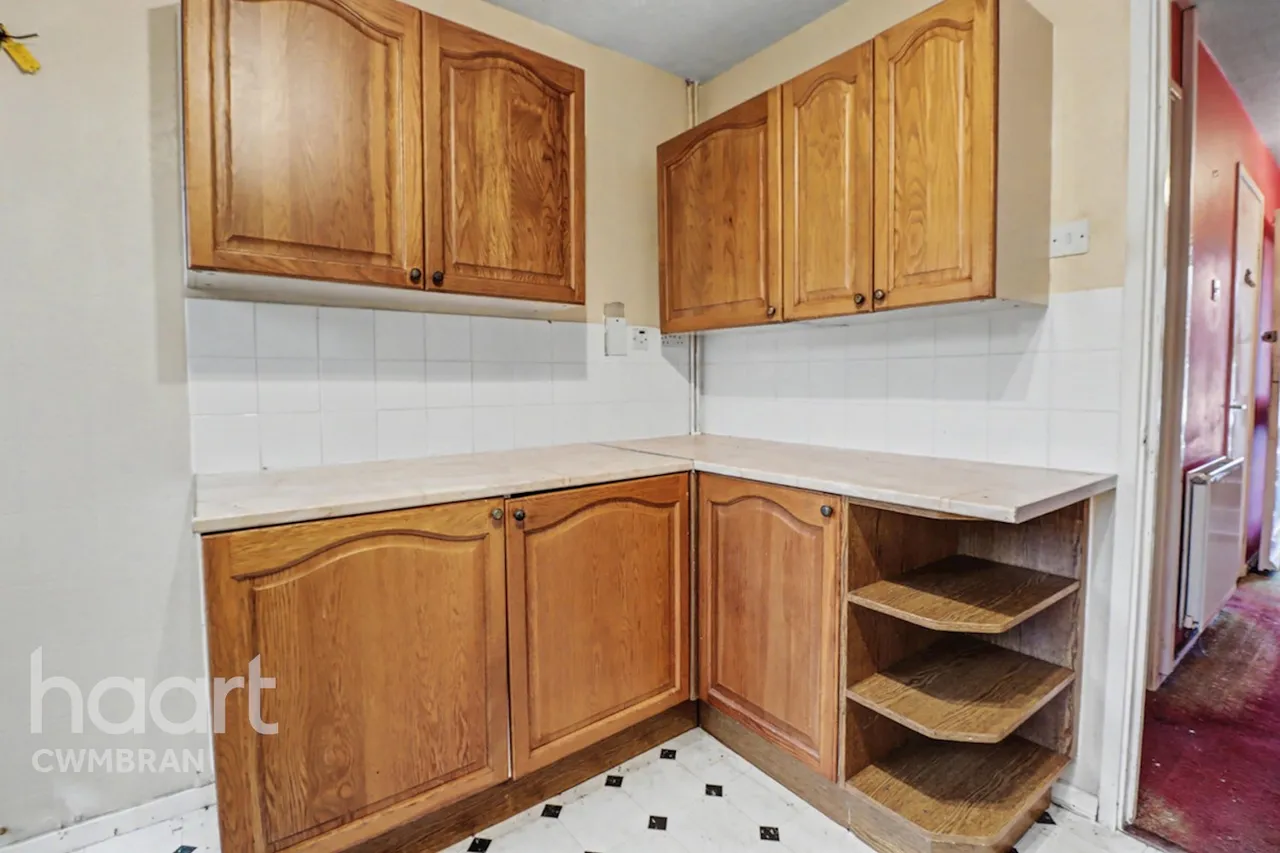 Snowdon Court, Cwmbran, NP44, photo 5
