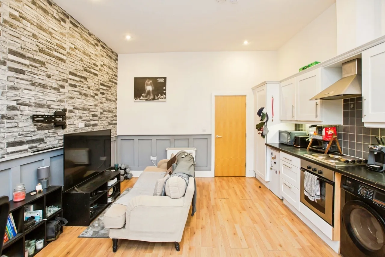 Crossley Street, Halifax, West Yorkshire, HX1, photo 12