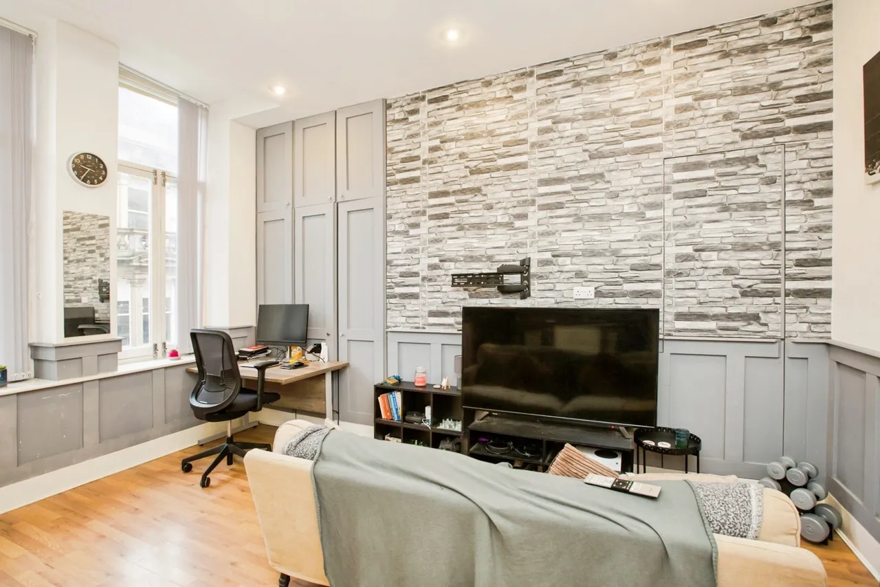 Crossley Street, Halifax, West Yorkshire, HX1, photo 6