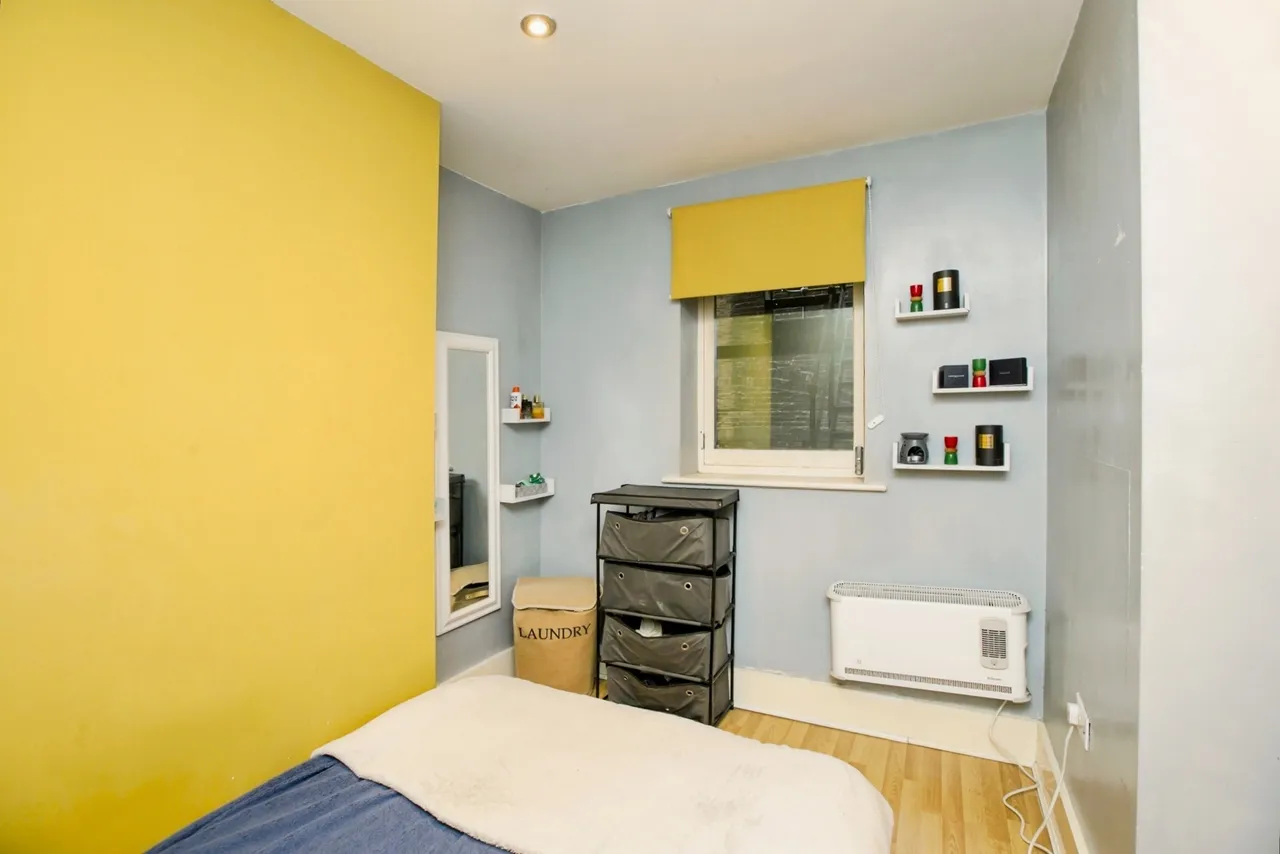 Crossley Street, Halifax, West Yorkshire, HX1, photo 8
