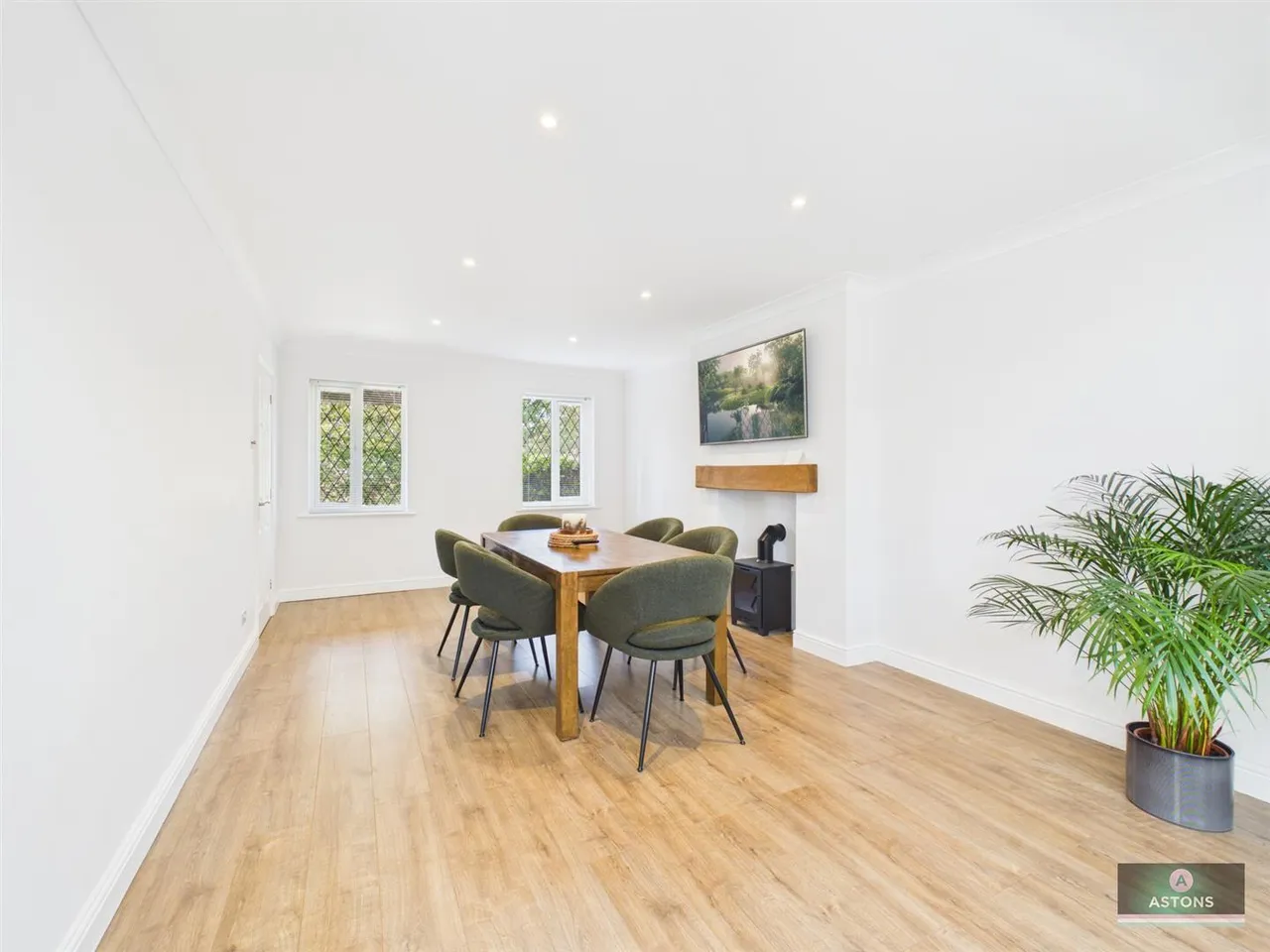 Gregory Close, Maidenbower, photo 11